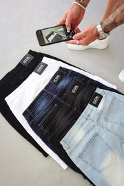 THE LORENZO SHORTS - WHITE