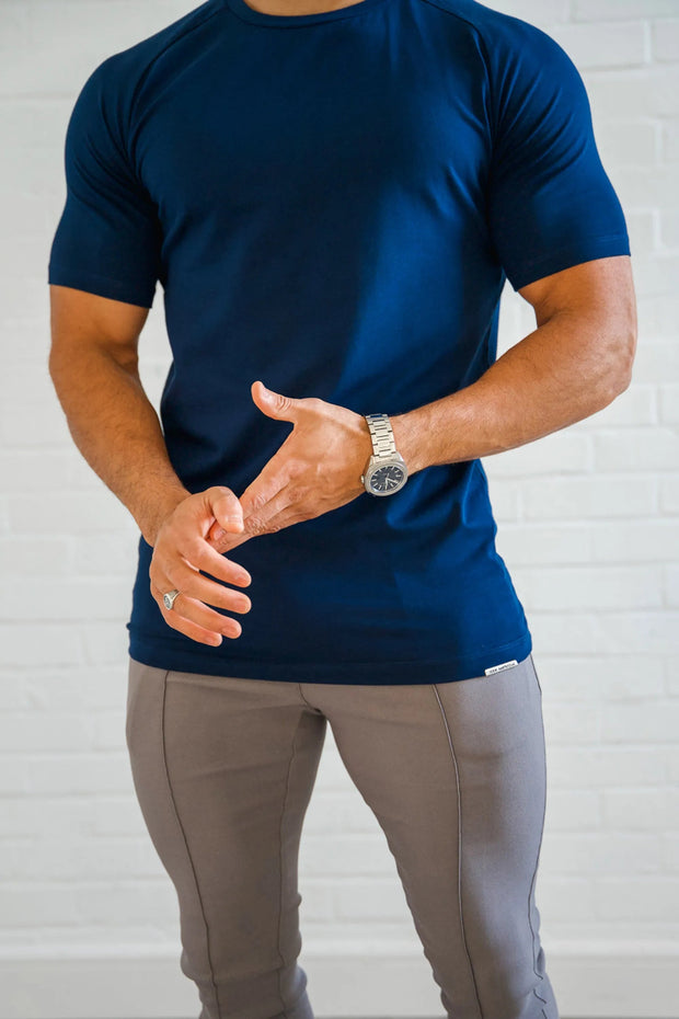 THE MUSCLE BASIC T-SHIRT - DARK BLUE