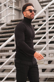 THE ARTURO TURTLENECK - BLACK